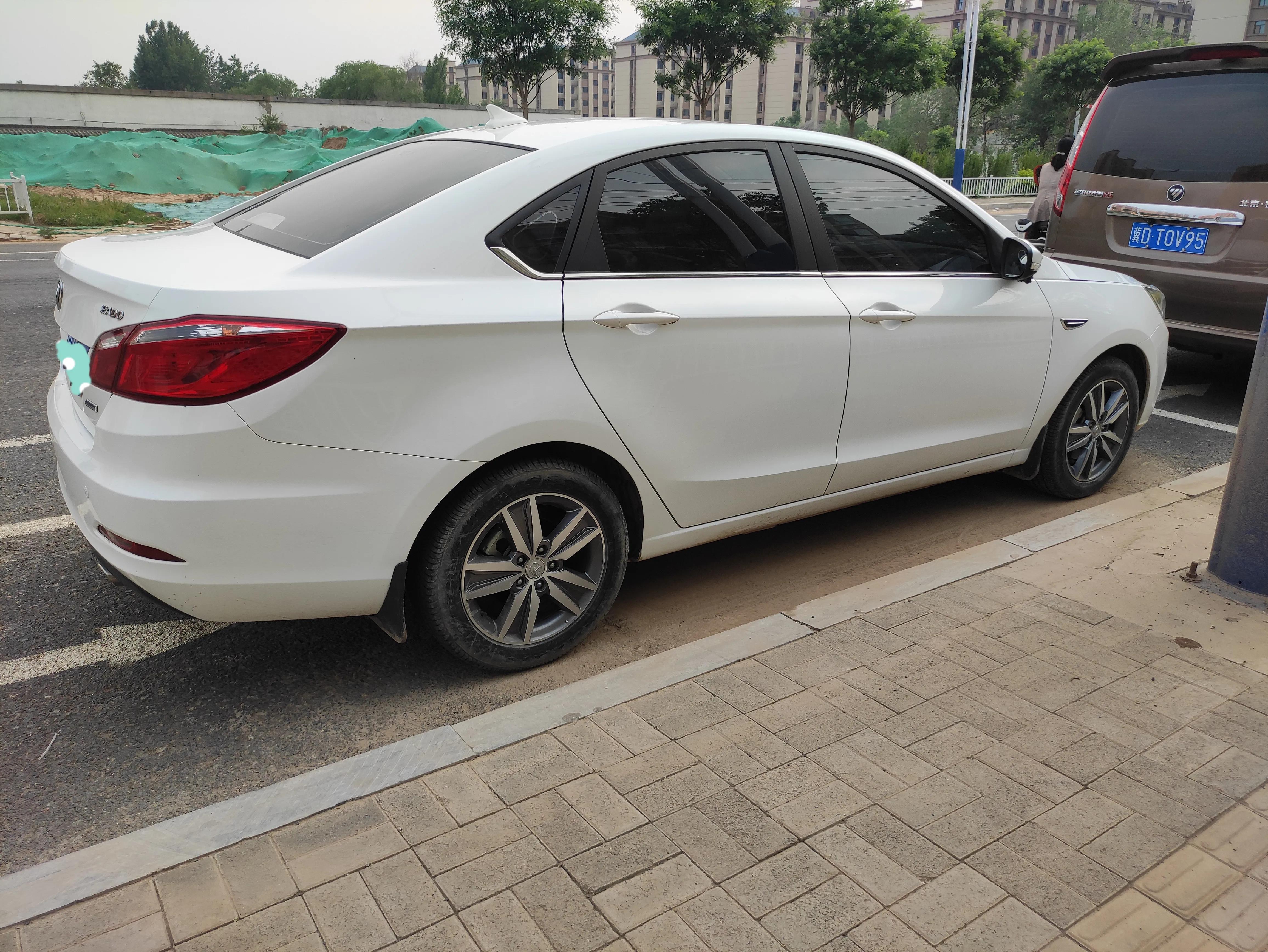 逸动plus高德地图是终身免费的吗,逸动导航高德地图下载到u盘里