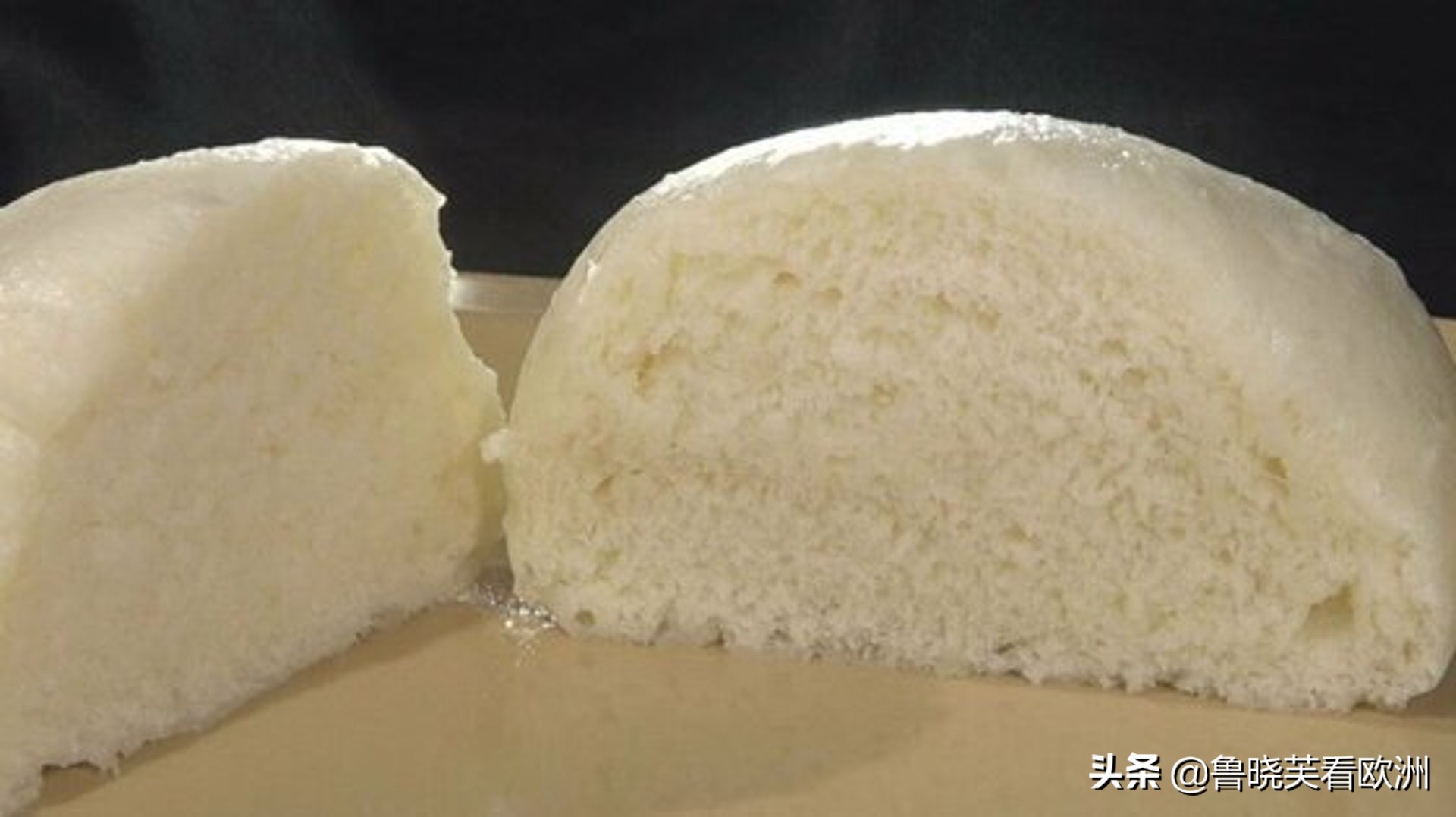 日本百年老店“无馅包子”疯抢，中国游客一尝：TM就是馒头啊？