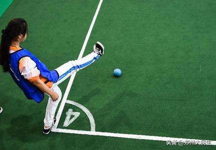 「郑州大民生」“神采飞扬我是李阳”体验比赛项目——蹴球一招一式间尽显智慧