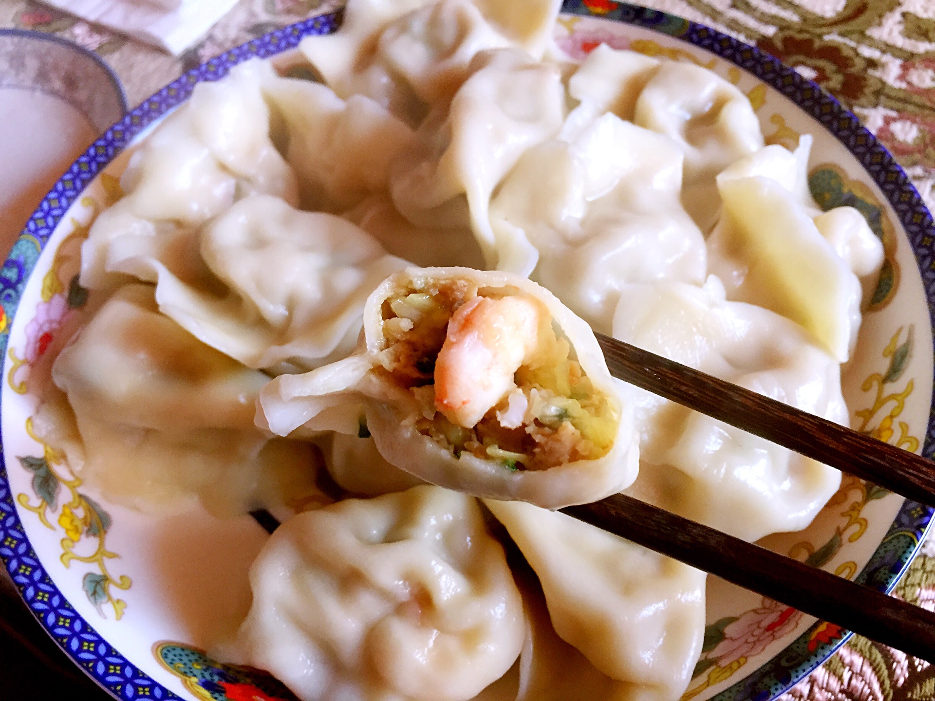 香菜牛肉馅饺子怎么做好吃又嫩,香菜鲜虾饺子