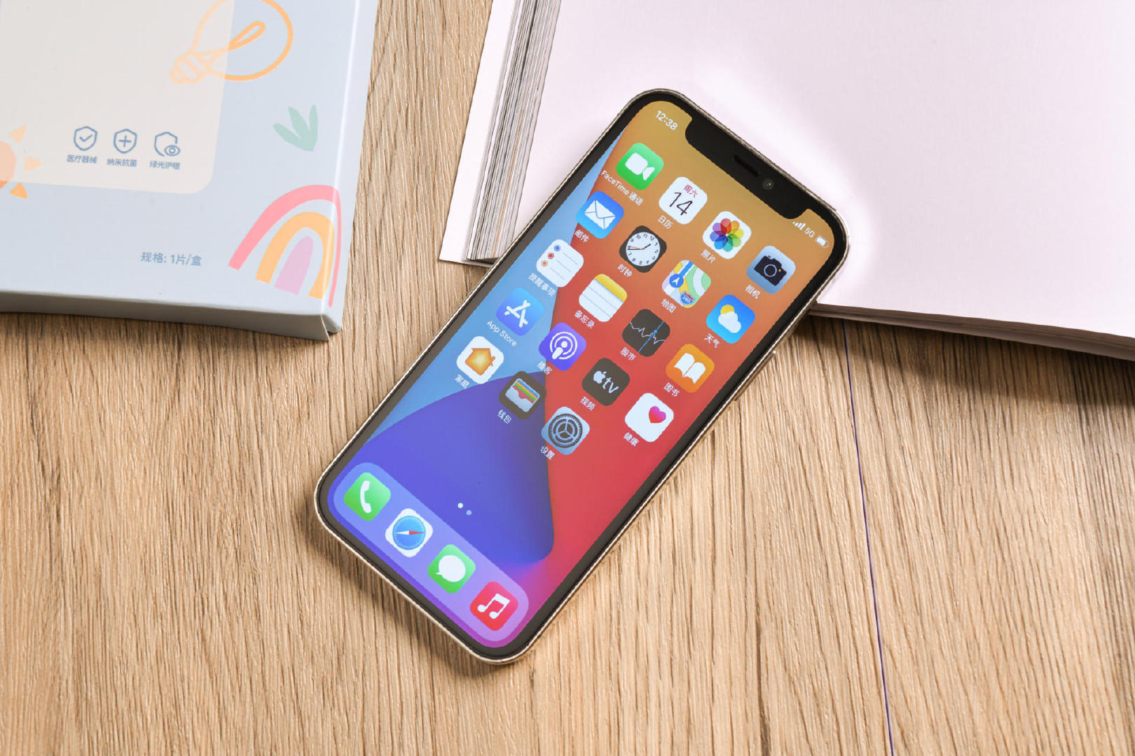 手机钢化膜最好贴什么样的,手机钢化膜屏保怎么贴