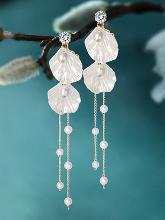 耳饰新款耳环时尚潮流,推荐女生的法式复古耳环