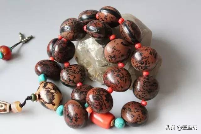 滴血莲花菩提盘玩前后对比效果图,21颗菩提手串盘玩