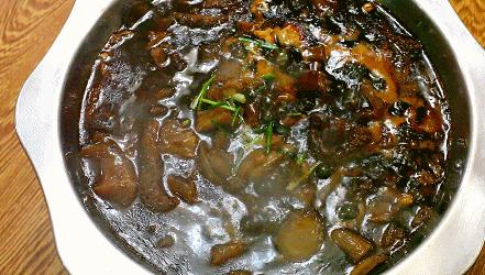 走呀！门头沟这个露天大排挡麻小吃一送一，满百啤酒免费送