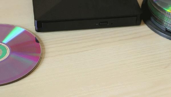 谁说光盘过时了?Orico外置DVD刻录机助你守护私密数据