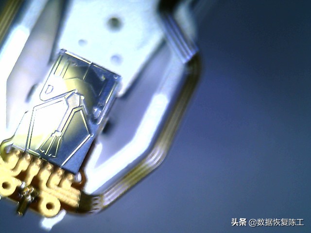 硬盘磁头更换旧的磁头,硬盘磁头更换后数据如何恢复