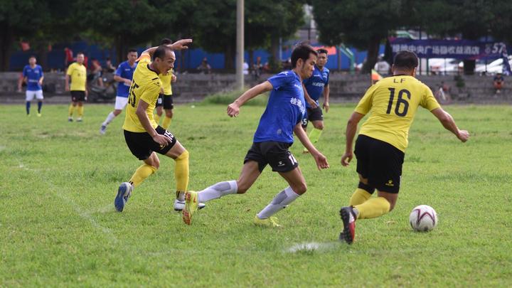 2024年南宁市公益足球邀请赛,为白血病患者捐款活动