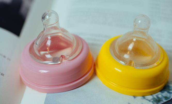 宝妈们看过来，奶瓶和奶嘴，你选对了嘛