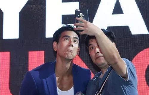 刘昊然和彭于晏有什么区别,刘昊然彭于晏最新消息