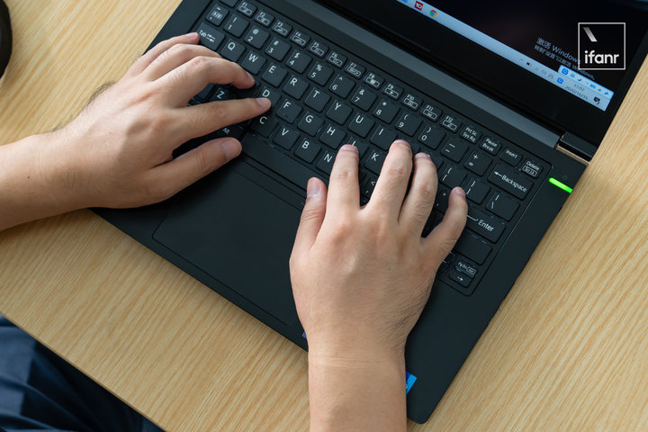 vaio独显,vaio有独显笔记本吗