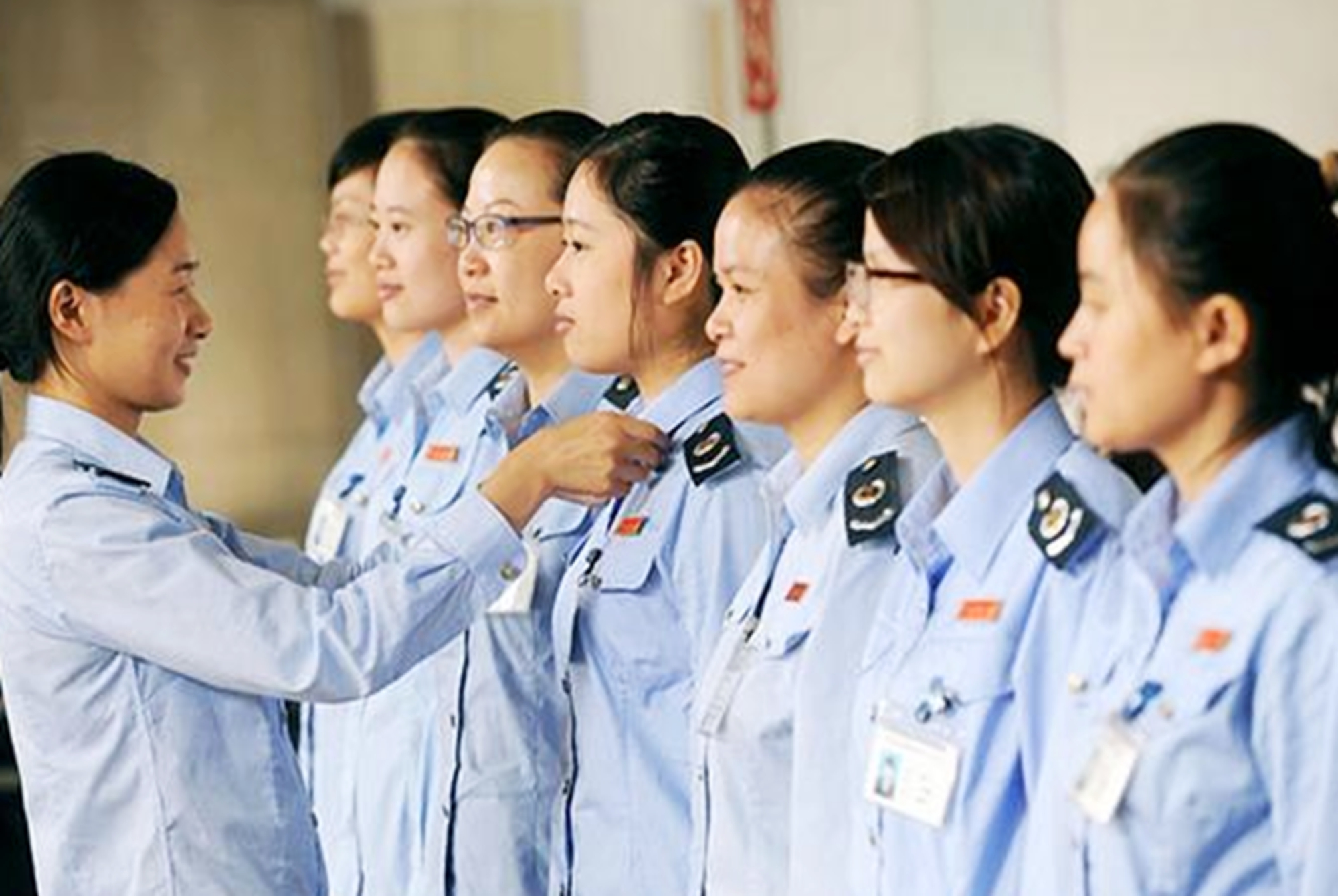 文科女生适合报考的211大学及专业,400分文科女生前景最好的十大专业