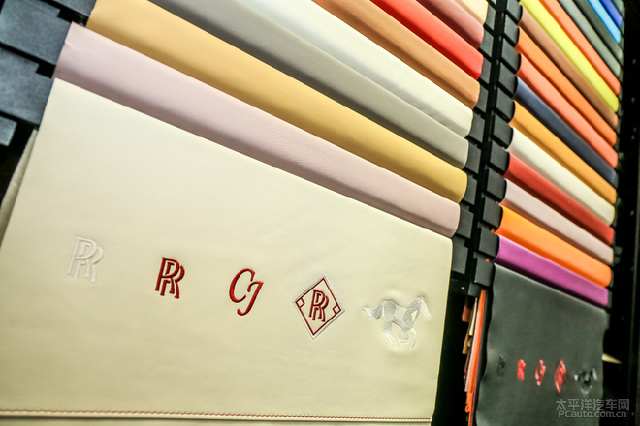 试驾劳斯莱斯曜影2020款,试驾劳斯莱斯幻影2022新款