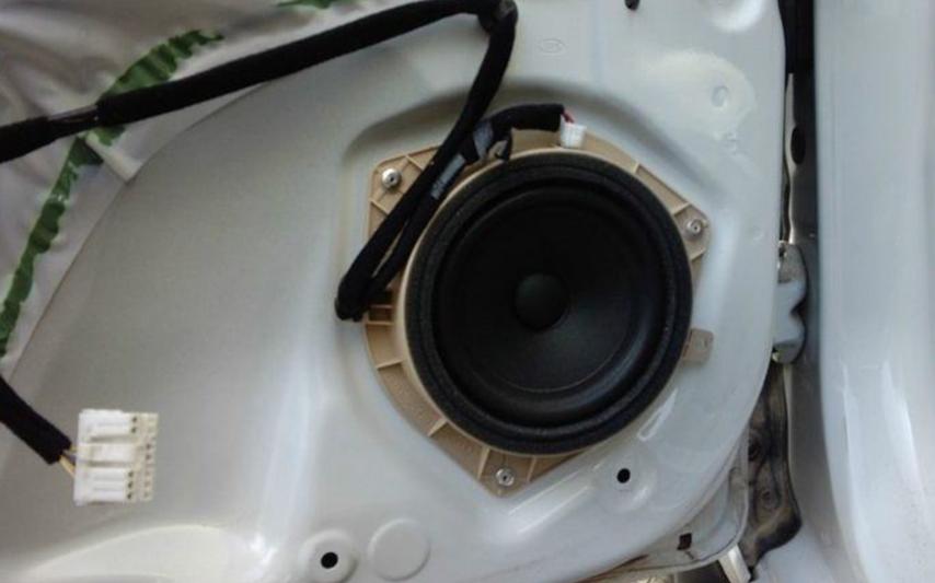 2017款起亚k2汽车音响声音小了,起亚k2改音响怎么样