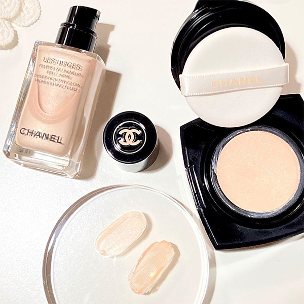 CHANEL全新气垫水粉底系列来啦，夏天也可带出莹亮肌