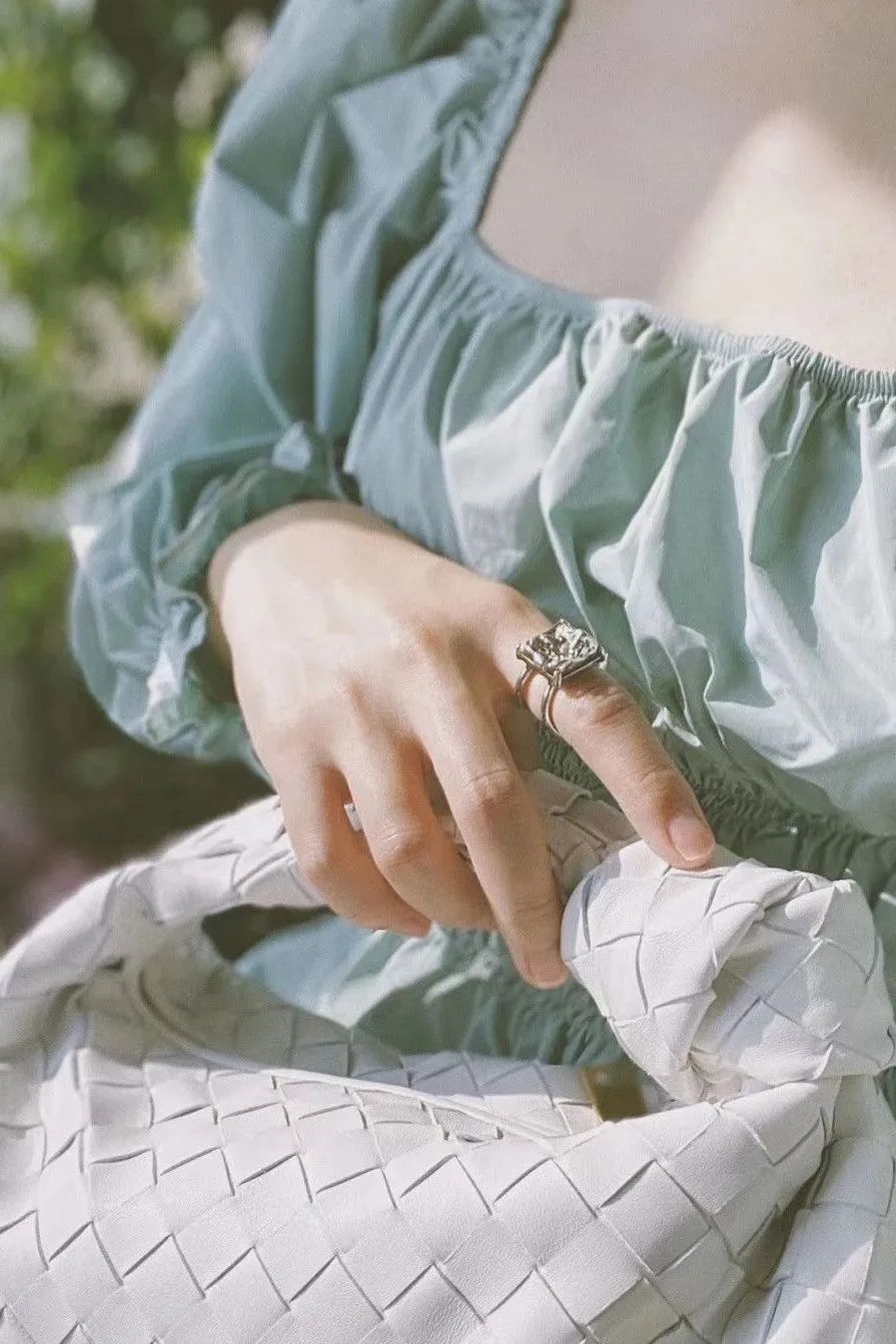 种草|值得入手的万元大牌包包推荐