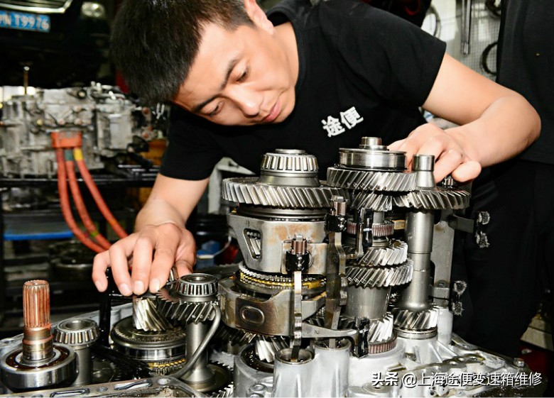 新款比亚迪唐变速箱维修,比亚迪唐变速器功能受限要咋办