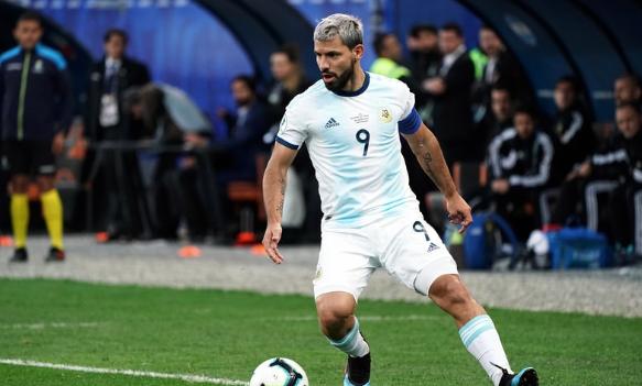 阿根廷最伟大的十大足球运动员,阿根廷足球运动员排行榜