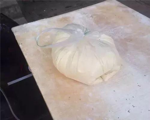 国宴脆皮油条的配方与做法,台湾香酥大油条配方