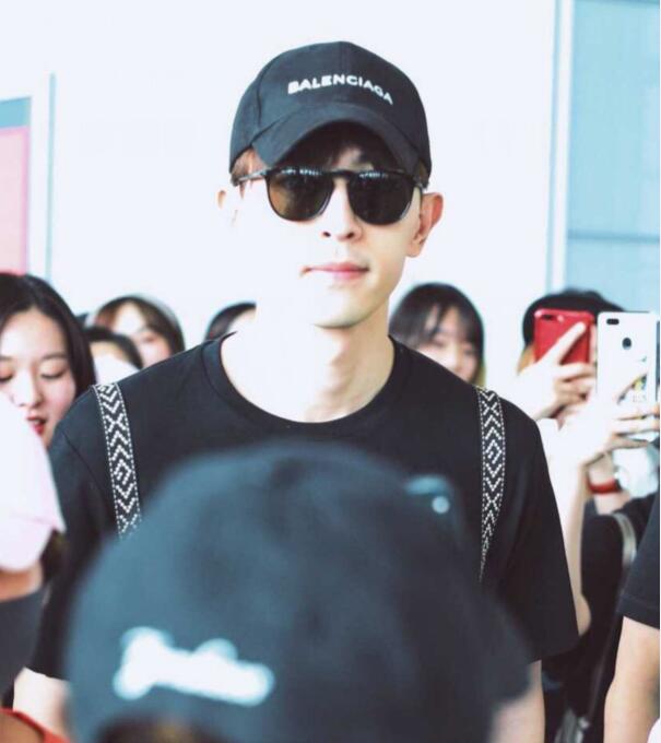 帽子怎么戴好看呢,帽子怎么戴好看一点