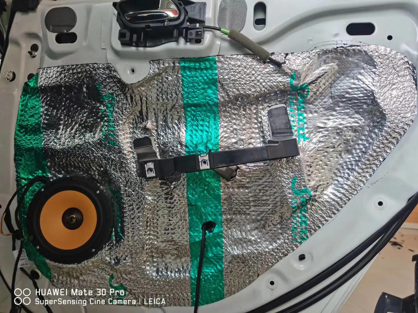 标致508中配音响效果,标致508音响效果怎么样