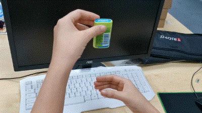 是谁的小眼睛，还在看手机？10个旅途游戏专治坐不住的熊娃