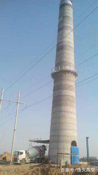 烟囱建设视频100米,100米烟囱美化施工现场