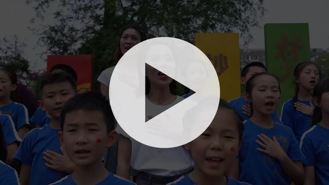 校园快闪歌曲完整版成都,快闪最感人的校园歌曲