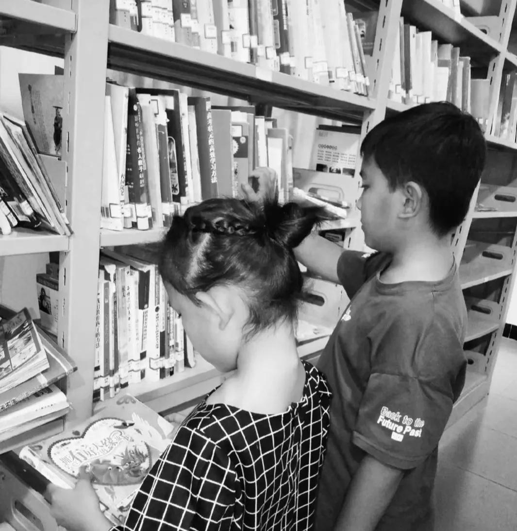 孩子18周岁生日父母怎样做,10岁孩子过生日请小朋友如何过