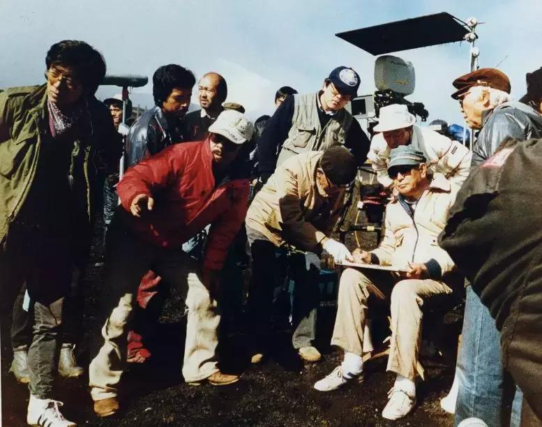 世人说我的爸爸是神，但他就是个普通人