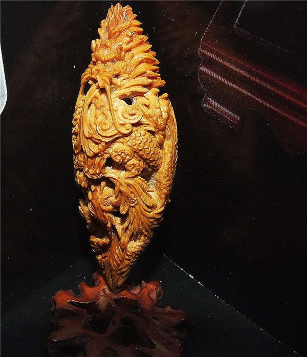 师父领进门，修行在个人——艺海核雕-黄树立的雕刻人生