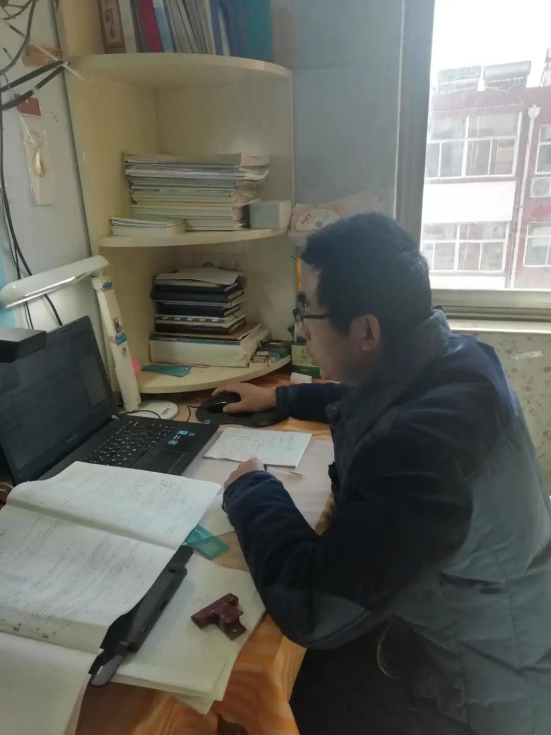 只争朝夕不负韶华百日誓师大会,只争朝夕不负韶华高三百日誓师