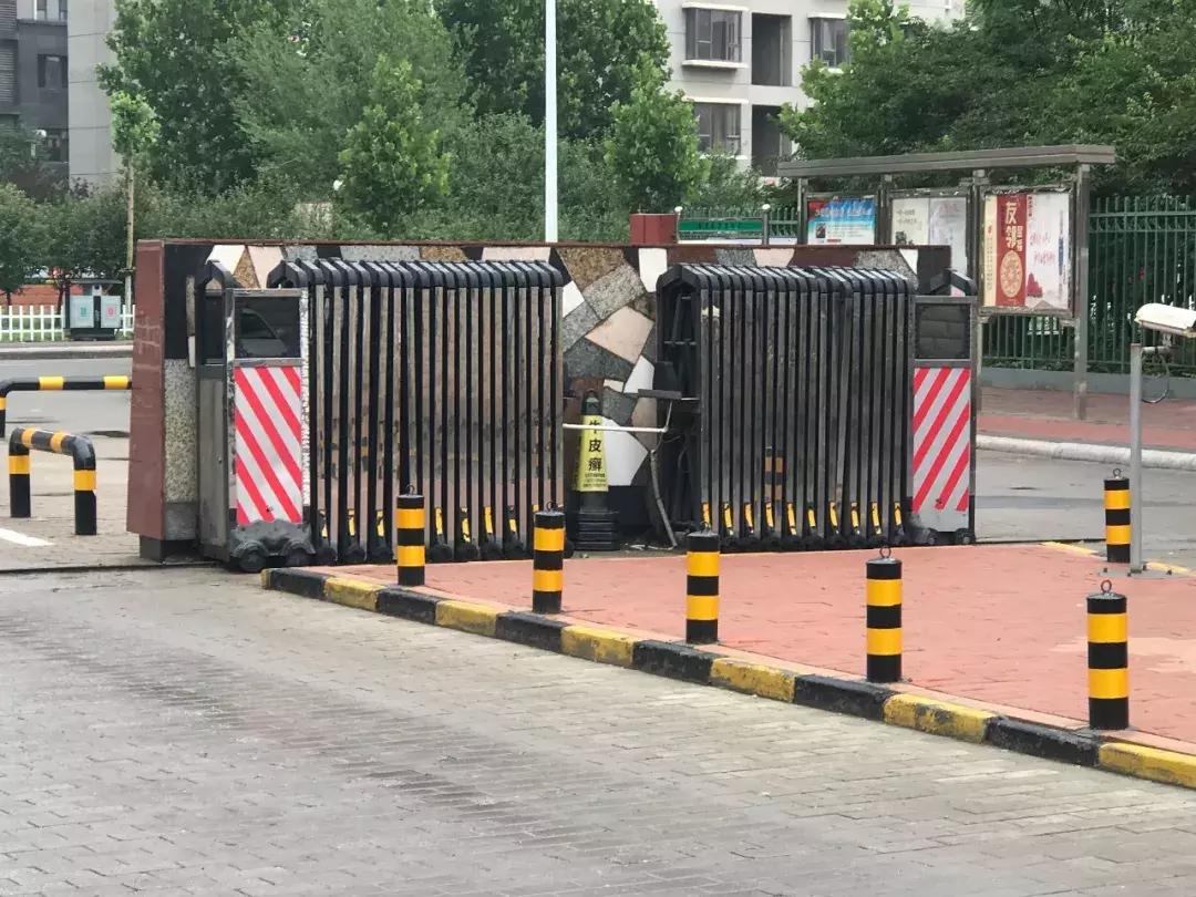 新划进光明中学的这个老小区，位置真好！还不贵