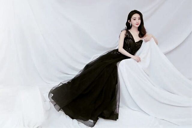 赵丽颖穿露腰卫衣,赵丽颖惊艳红衣