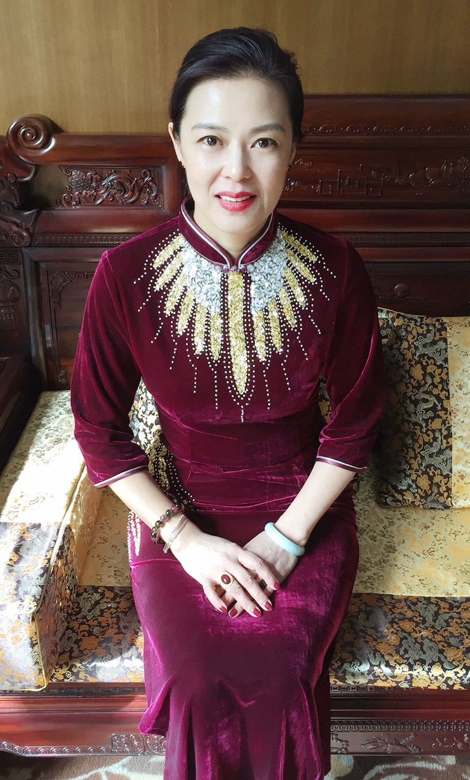 女排张常宁冠军体育精神精彩瞬间,女排张常宁全家福父亲节