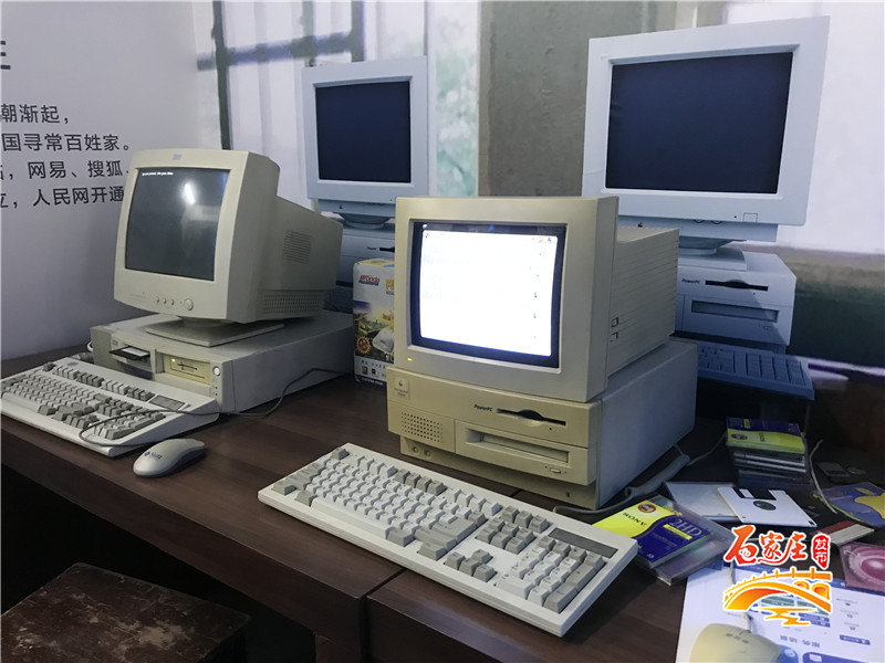 机器人亮相正定博览会,数博会机器人2019