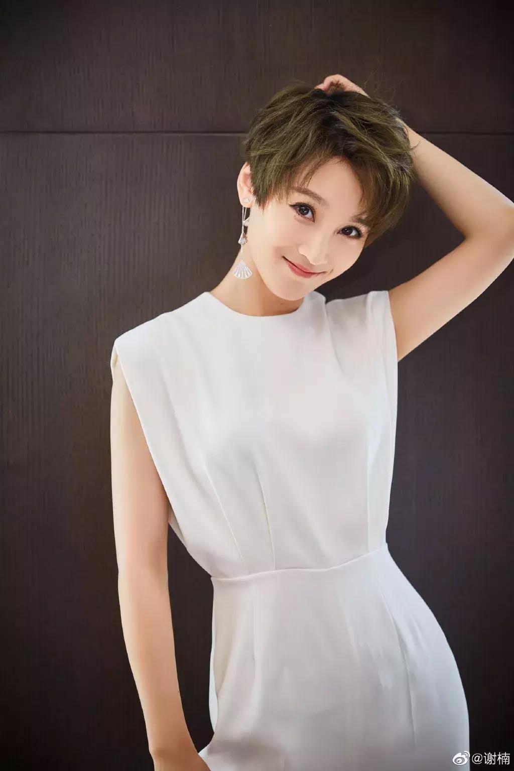 柳岩直播卖货3小时破千万,明星柳岩直播卖货3小时超千万