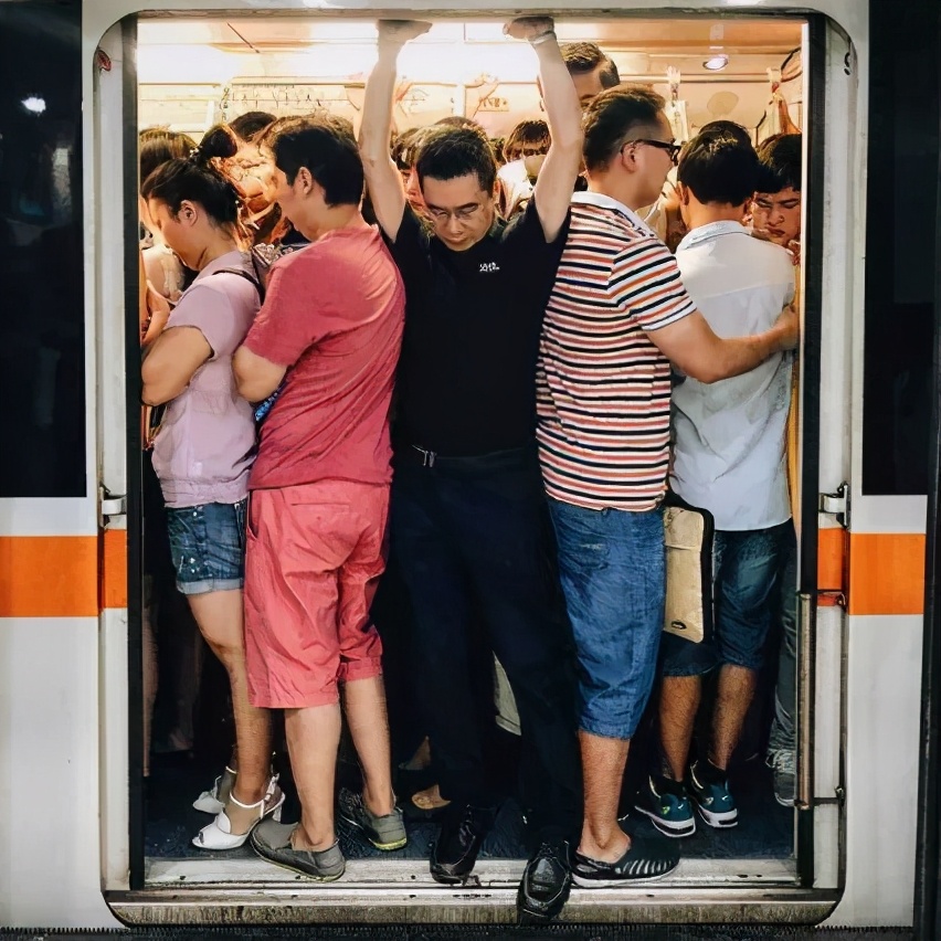 步入社会第一辆车,步入社会的第一台车