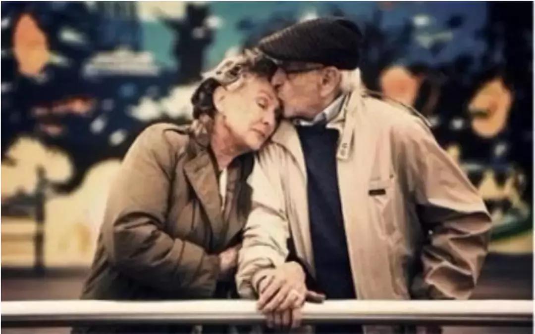 凌晨四点的成都故事讲述,凌晨四点的成都的故事