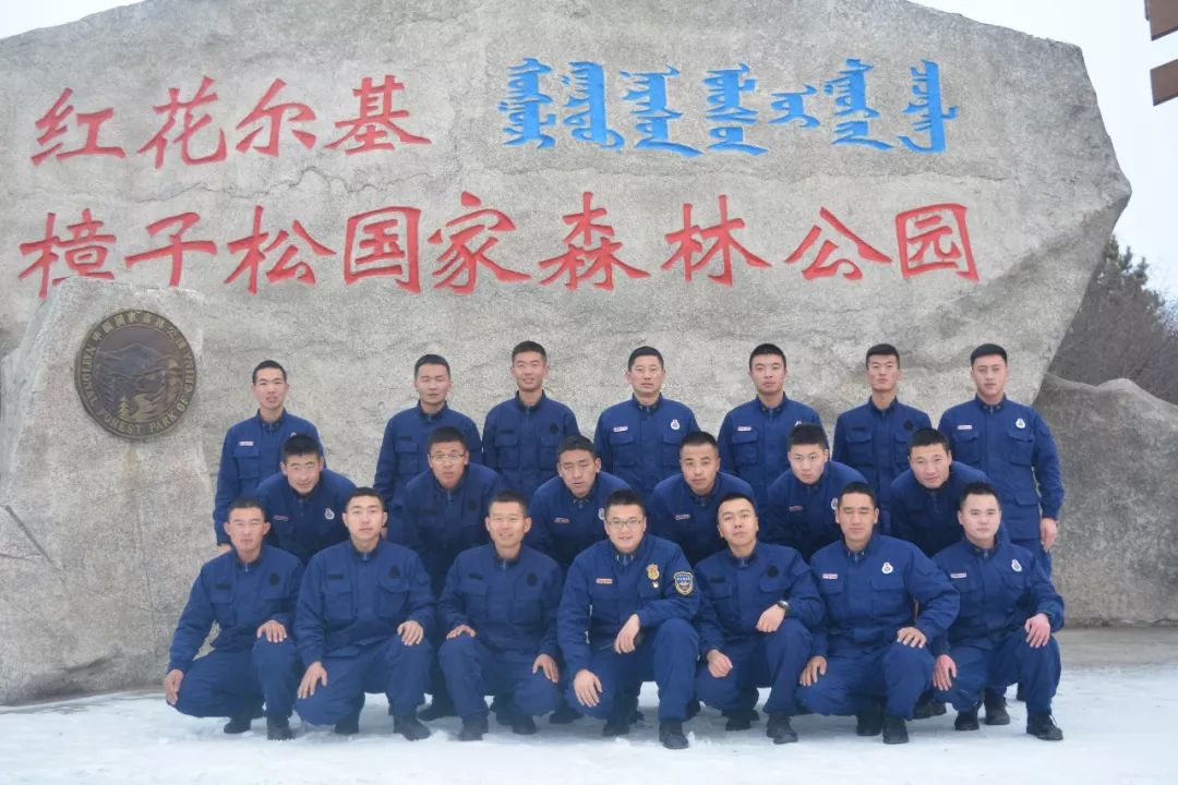 党建活动传承红色精神,党建引领传承红色基因德育工作