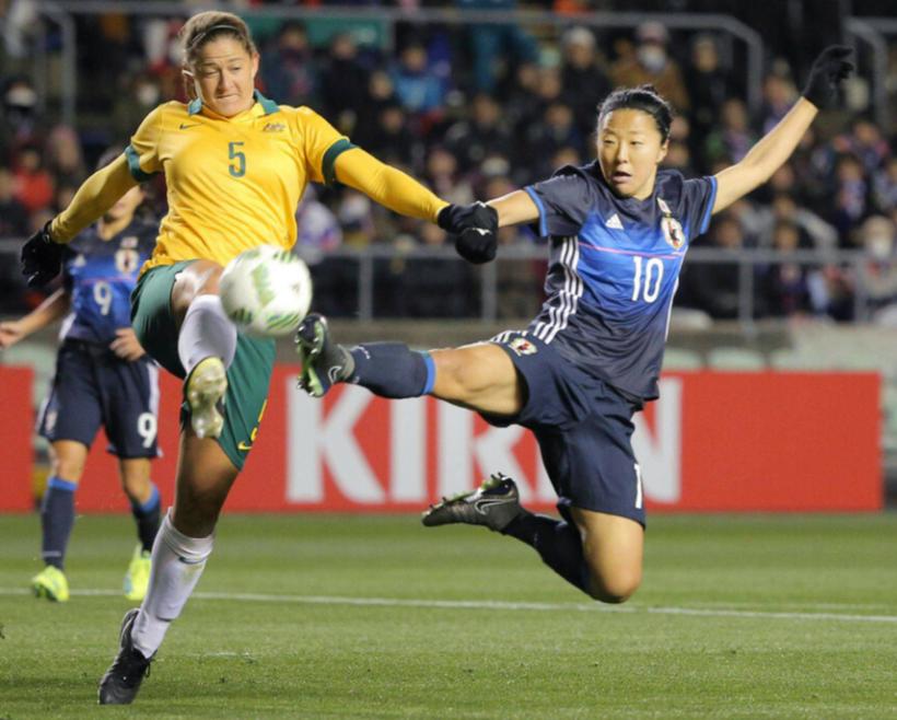 日本女子足球队球员,日本女球员加入男足