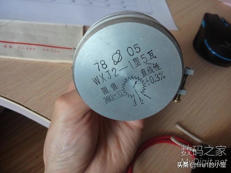 废品堆里淘了一堆电子元件,看看都有什么