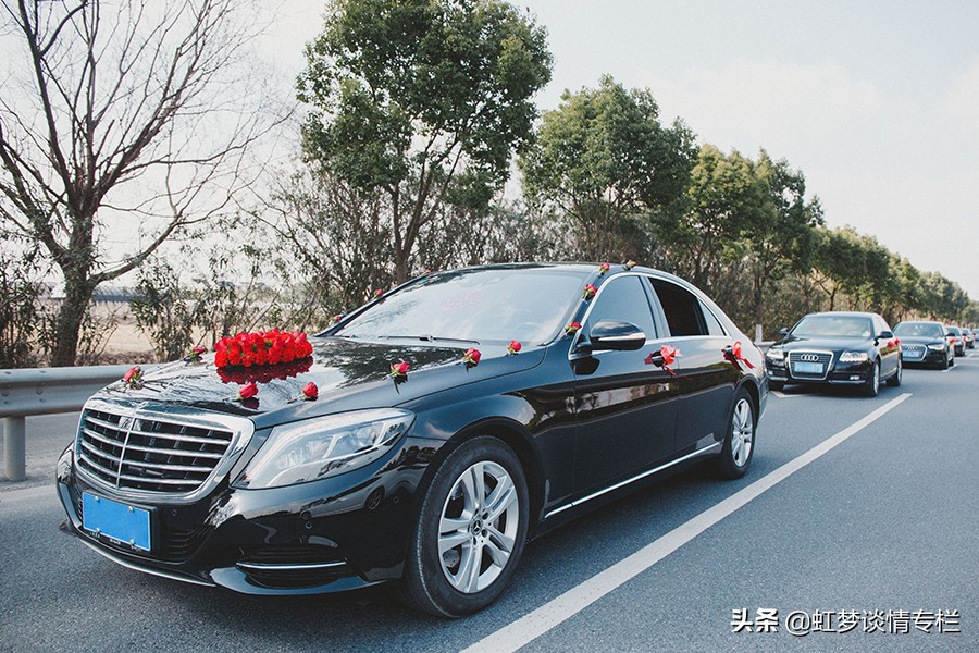 婚礼当天小舅子要10万新郎退婚,结婚小舅子堵门要红包怎么说