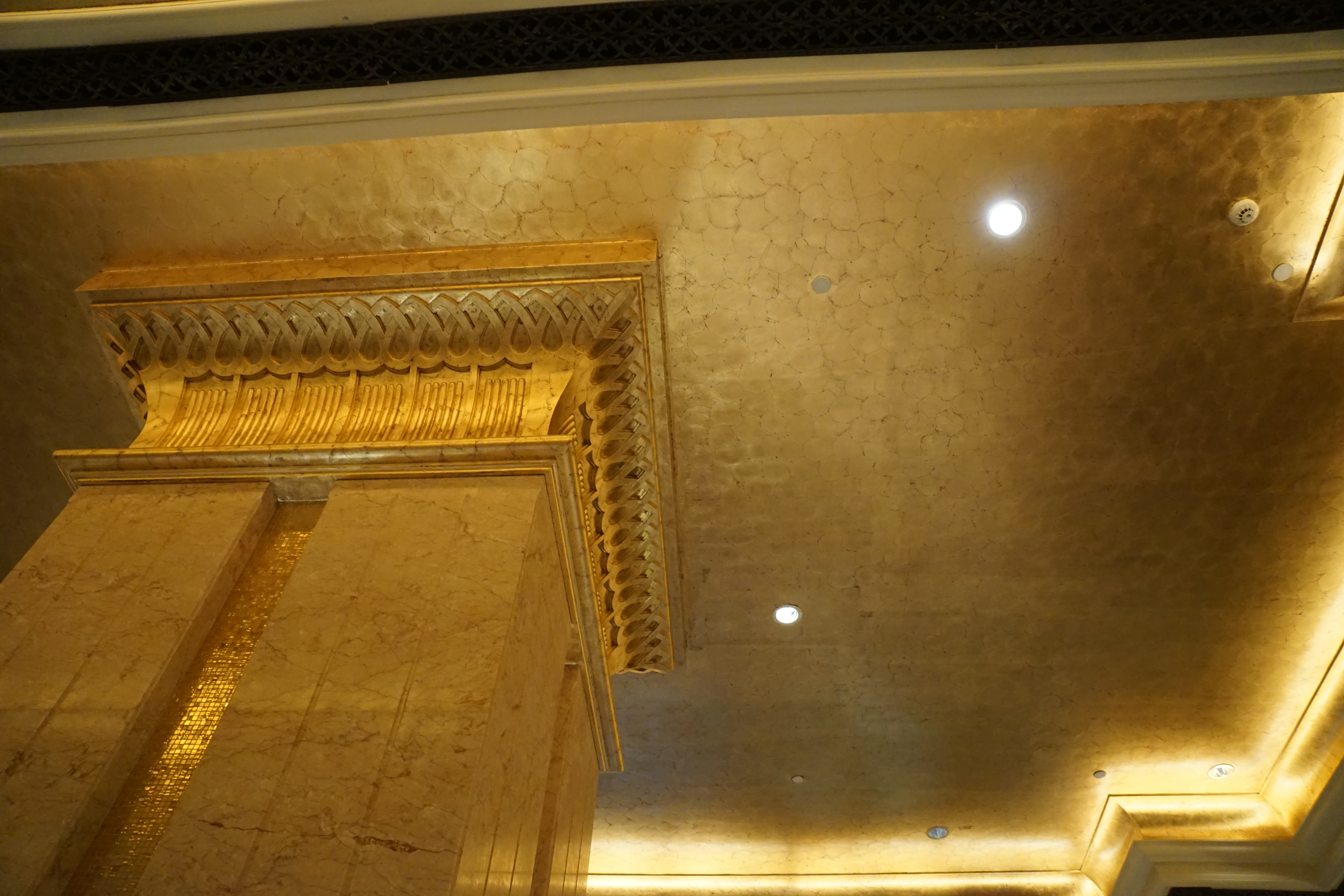 酋长国宫殿酒店推荐,酋长国宫殿酒店视频