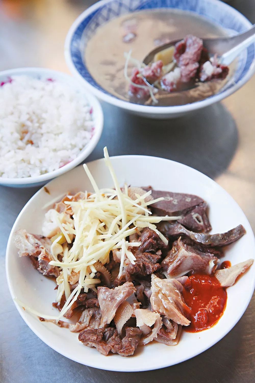 广东人最喜欢滋补养生为什么,广东人吃什么最补身子