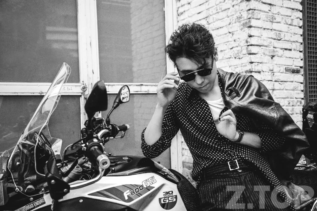 Z.TOPX李乃文|流量凶猛敌不过一身是戏