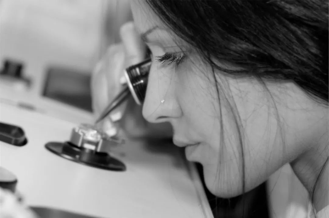 复杂功能腕表是不是容易出故障,腕表的维修问题