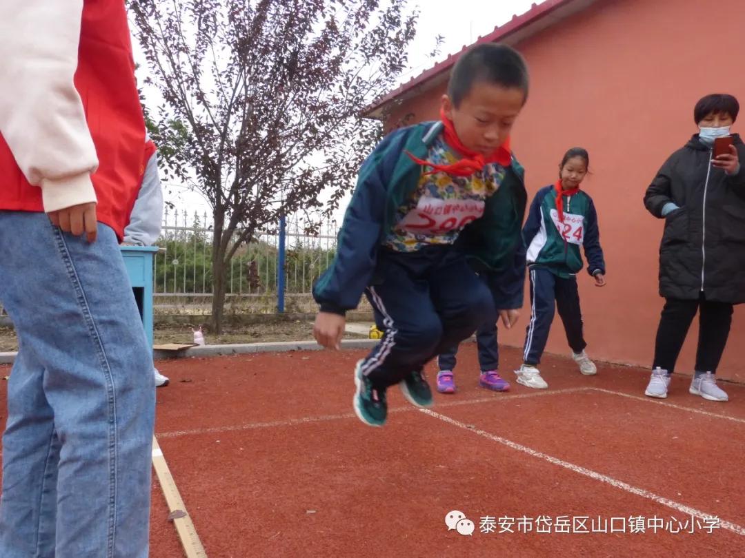 山口东村小学运动会,山口镇中心小学2022年艺术节