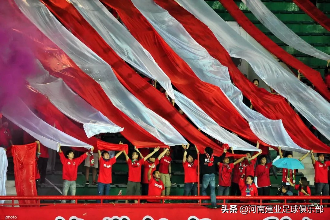 足球之夜致敬建业,建业足球27周年