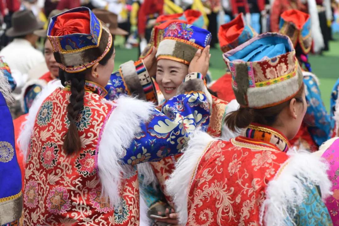 迭部下迭服饰介绍,迭部服饰