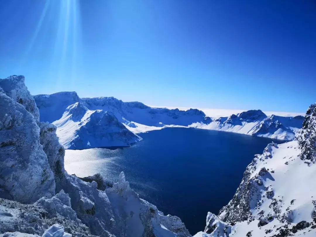 开眼｜为你揭秘“火华社长”代言的“冬之景”！